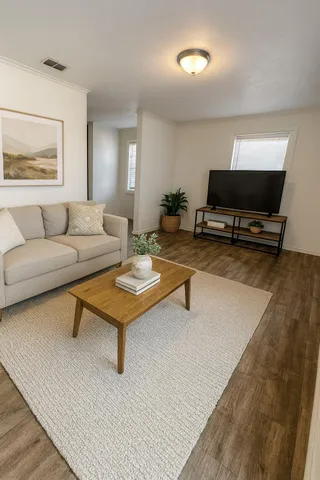 $1,900 | 709 West 4th Street, Riviera Beach, FL 33404