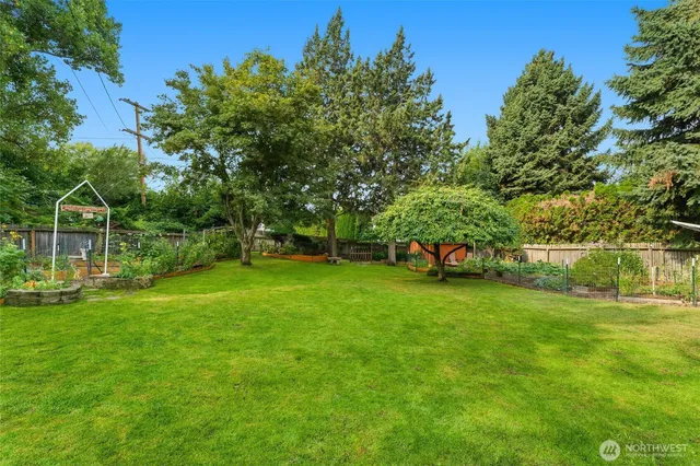 a view of a house with garden