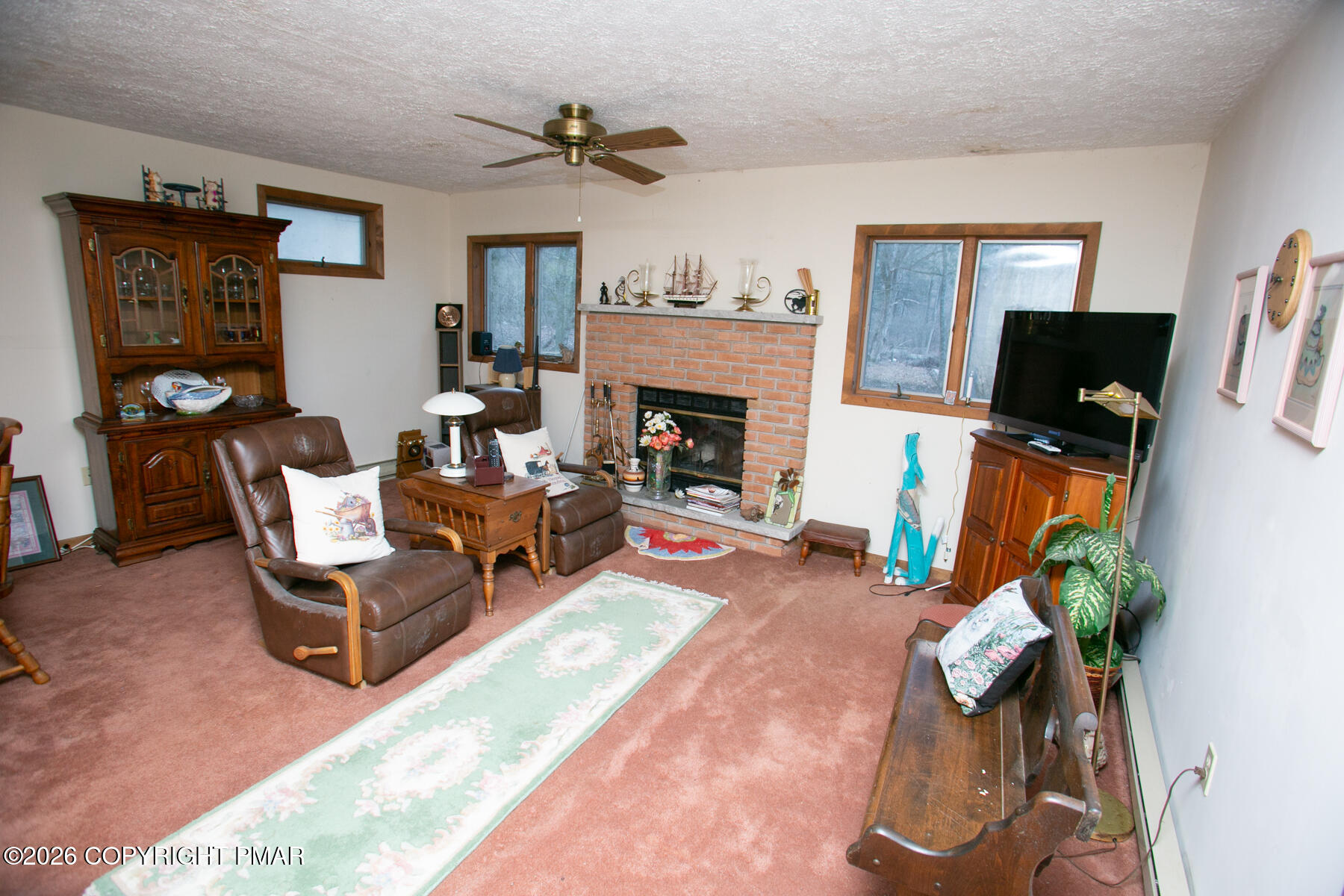 1110 Manzanedo Road East Stroudsburg, PA 18302 - Photo 11 of 29 011526dc014a