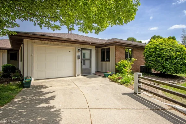 $165,000 | 4126 Swanson Boulevard, Unit 62, Wooster, OH 44691