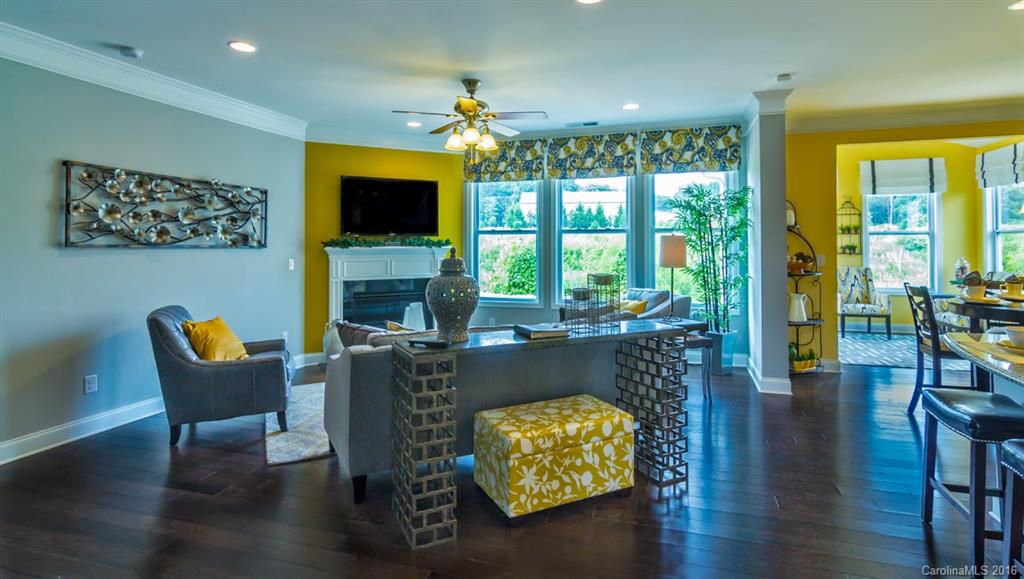 8919 Inverness Bay Road Charlotte, NC 28278 - Photo 5 of 17 Gallery Image 5