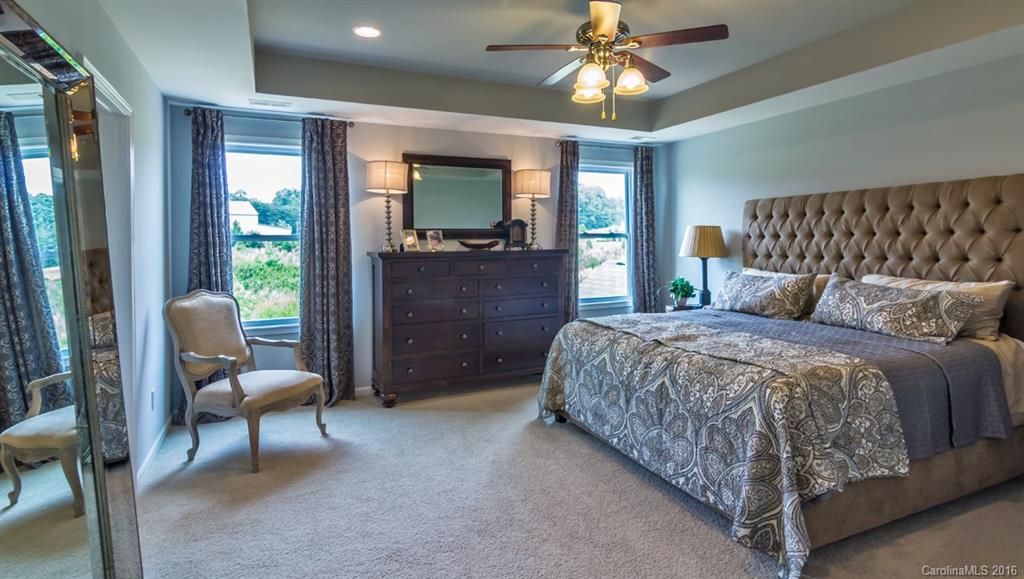 8919 Inverness Bay Road Charlotte, NC 28278 - Photo 8 of 17 Gallery Image 8