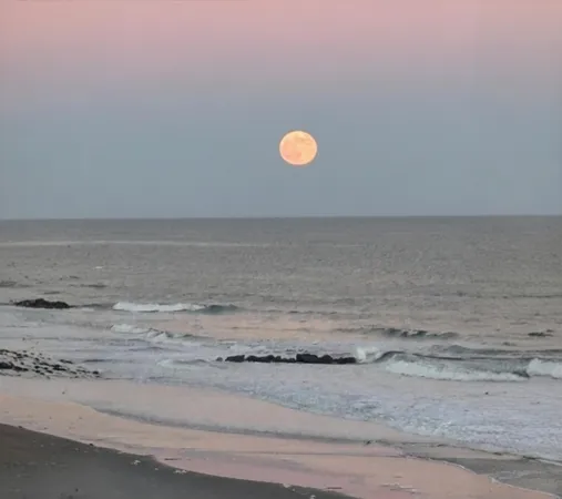 $3,465,000 | 1611 East Ashley Avenue, Folly Beach, SC 29439