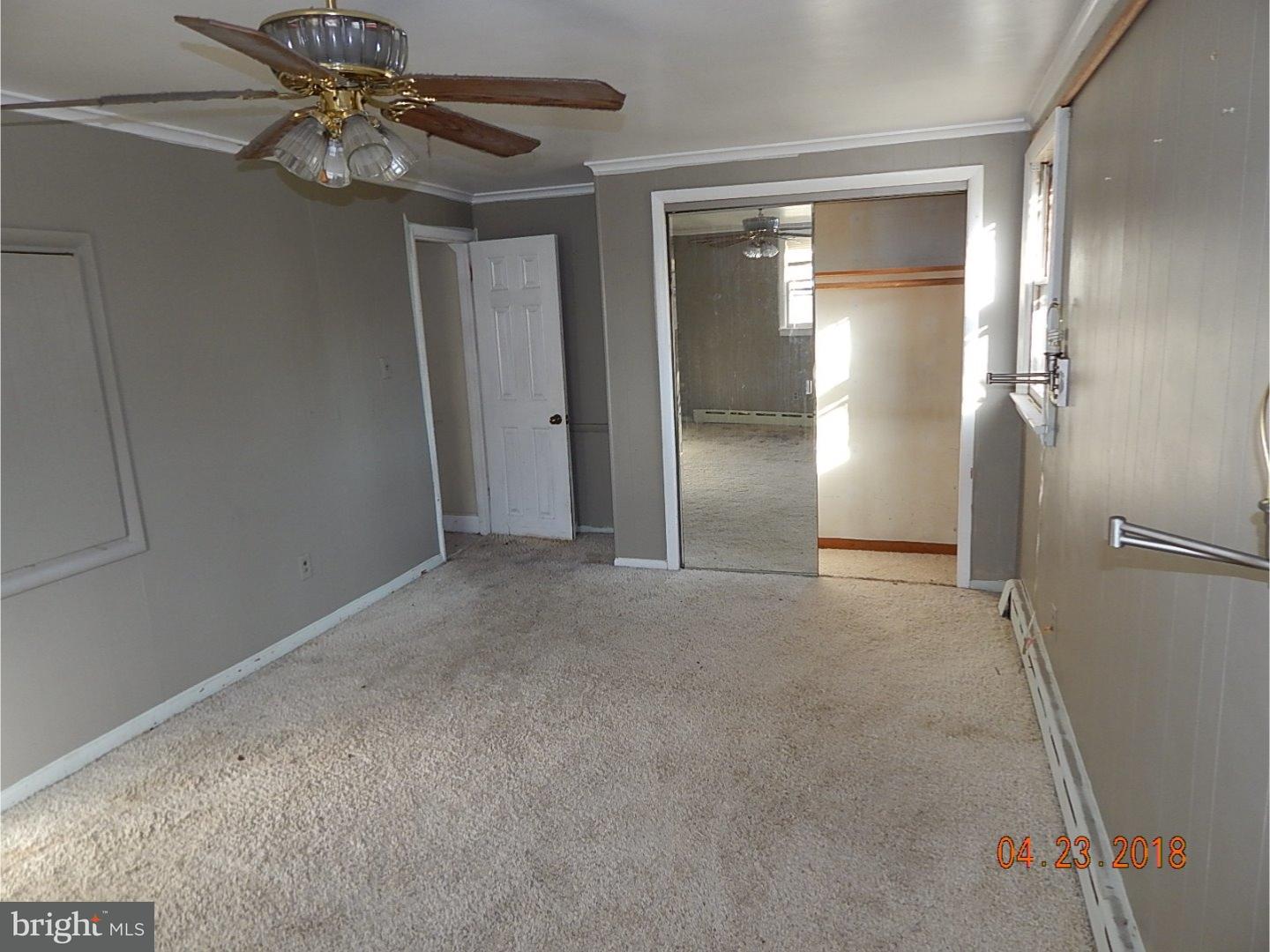 21 Rutledge Avenue Ewing, NJ 08618 - Photo 12 of 15