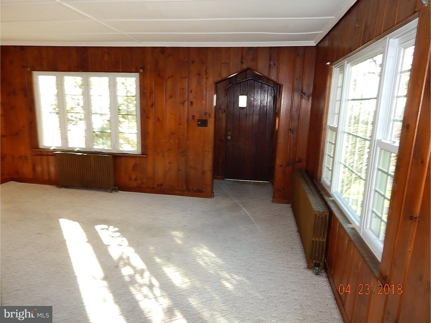 21 Rutledge Avenue Ewing, NJ 08618 - Photo 5 of 15