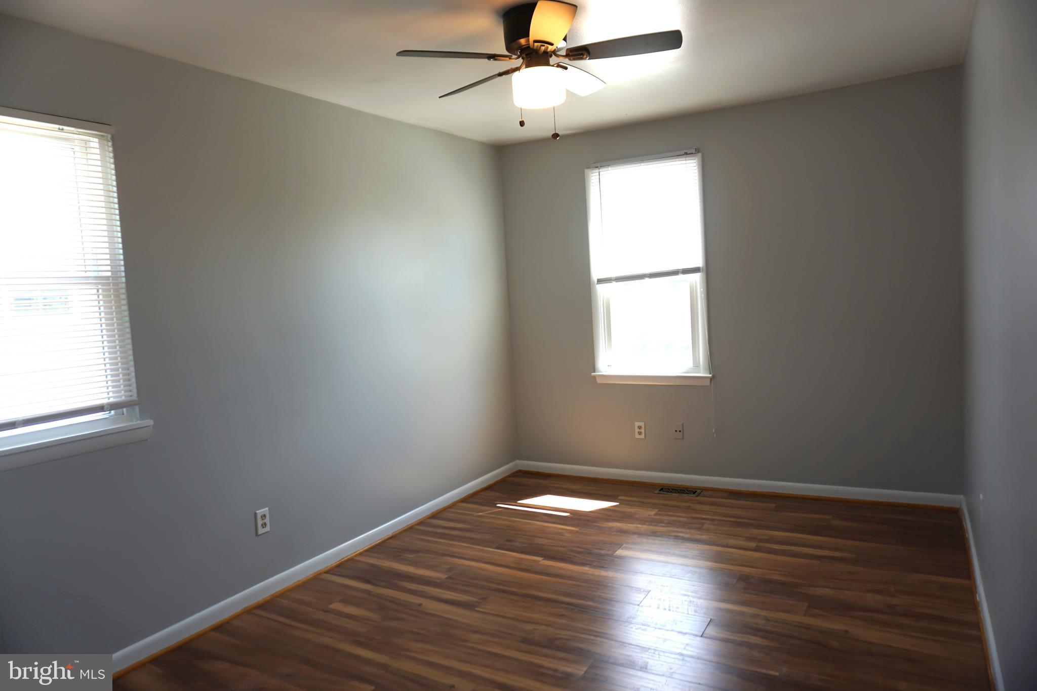 702 Londontown Road Edgewater, MD 21037 - Photo 11 of 27