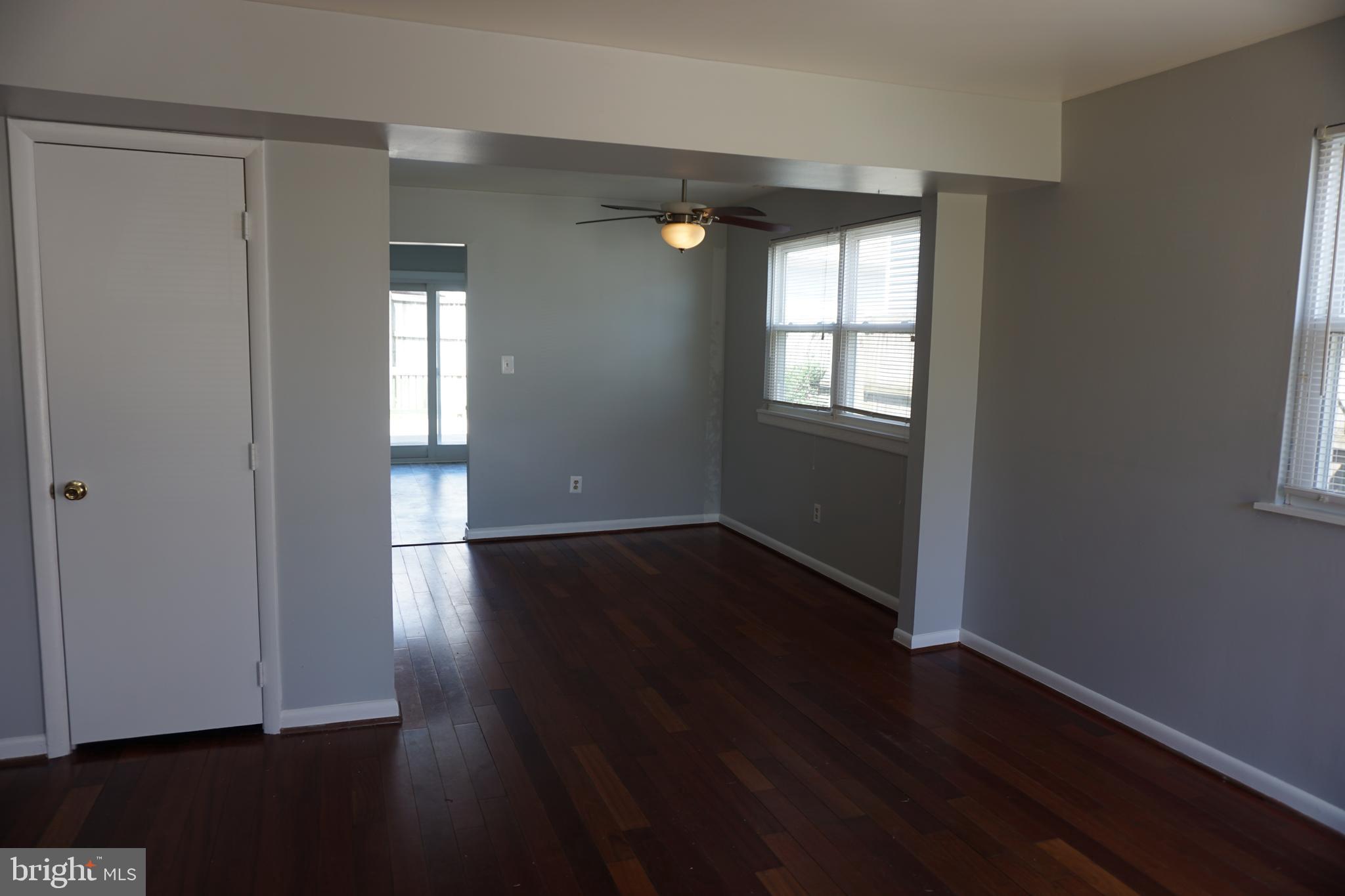 702 Londontown Road Edgewater, MD 21037 - Photo 4 of 27