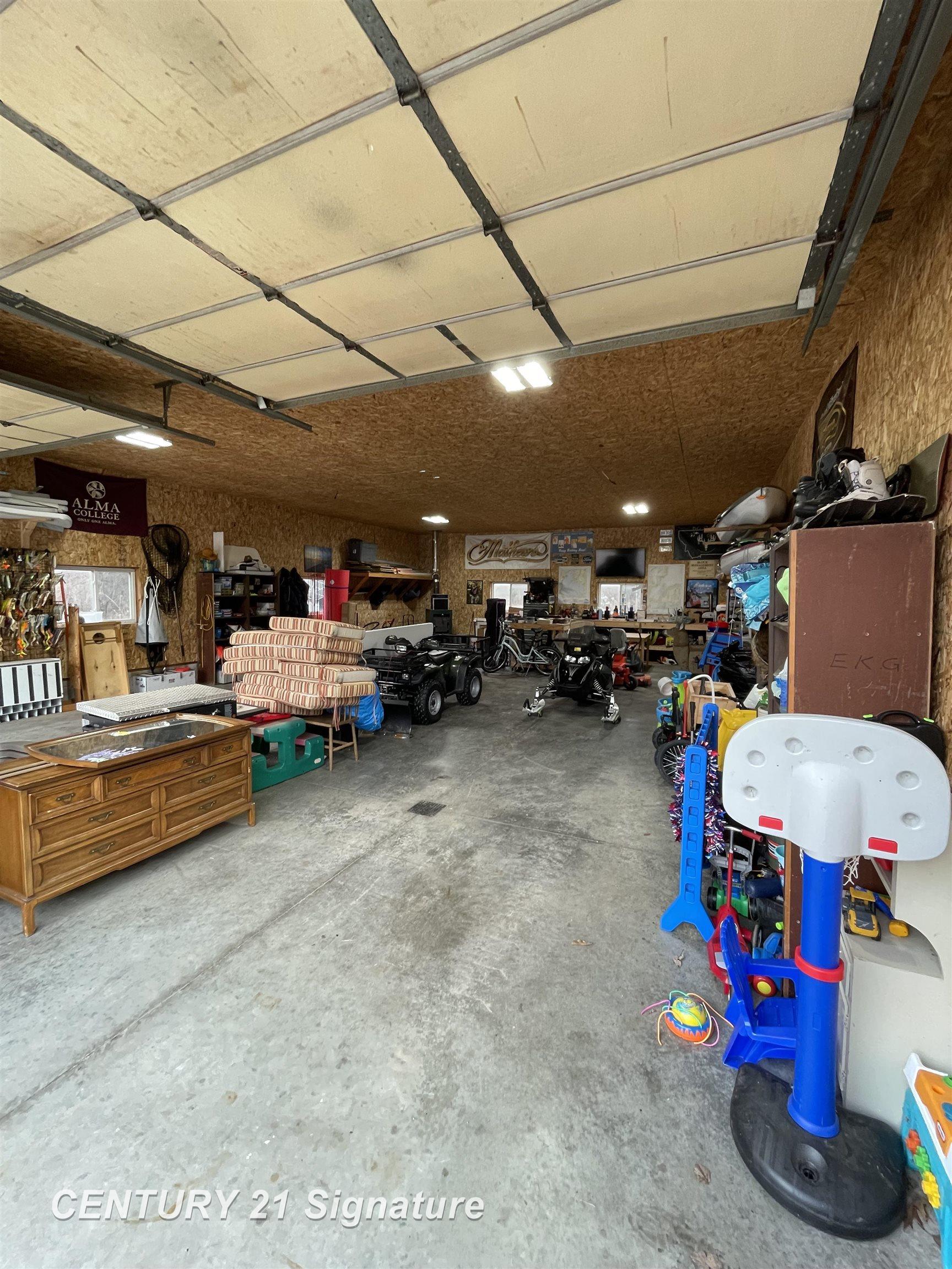 2265 East Brooks Road Midland, MI 48640 - Photo 42 of 47 50202074-294cae61-8a6e-4ca8-83d5-757fffe2a75c.JPG