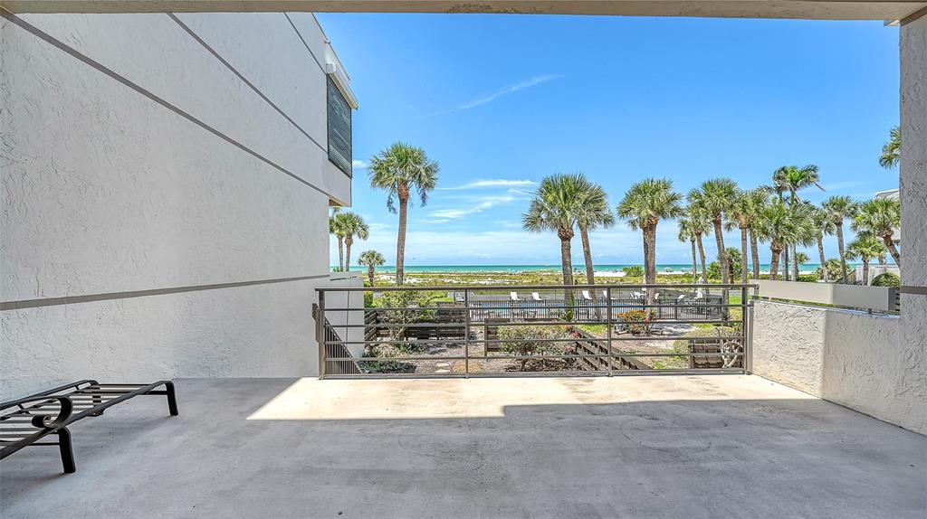 222 Beach Road, Unit 7 Sarasota, FL 34242 - Photo 11 of 61 Gallery Image 11