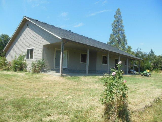 1701 Rounds Avenue Grants Pass, OR 97527 - Photo 5 of 18 Additional Photo