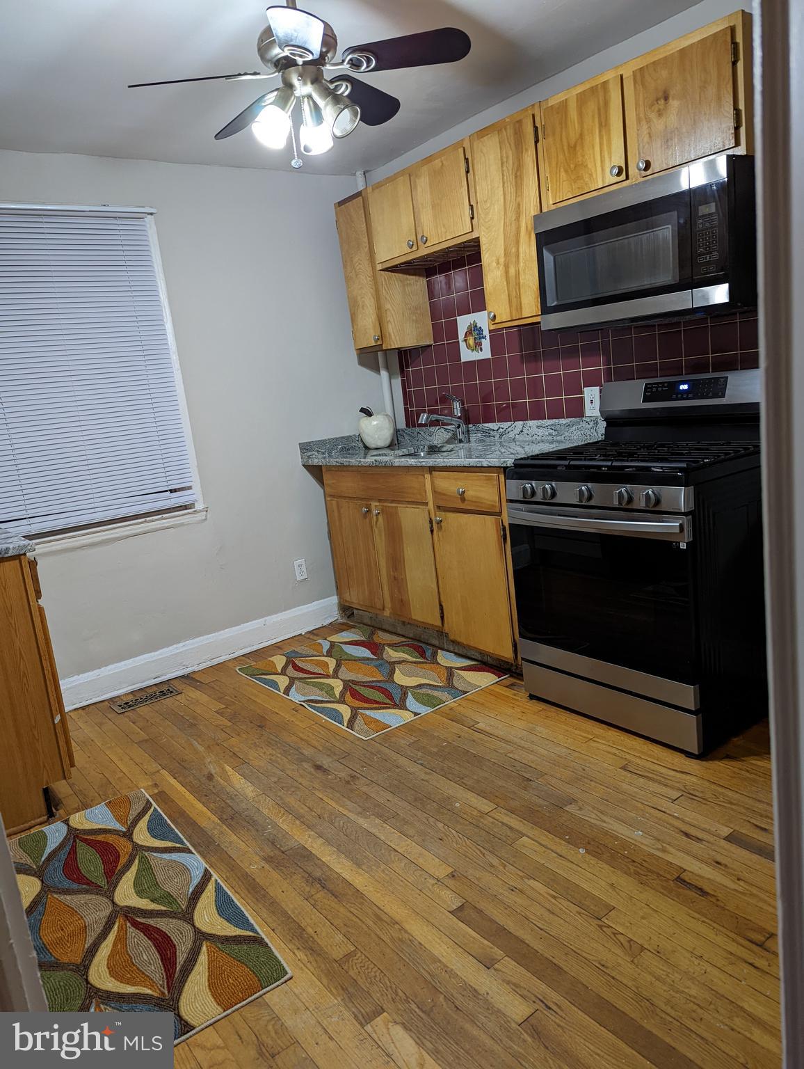 4025 Edgewood Road Baltimore, MD 21215 - Photo 15 of 24 Kitchen