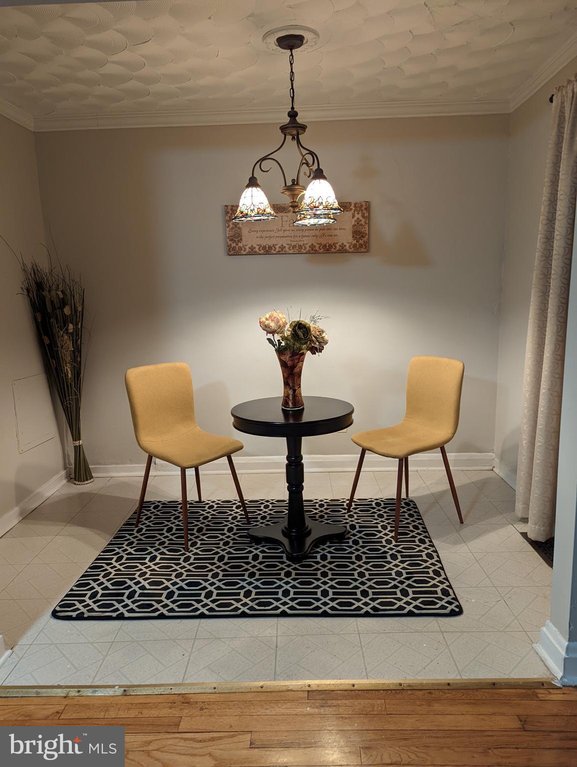 4025 Edgewood Road Baltimore, MD 21215 - Photo 10 of 24 Dining area