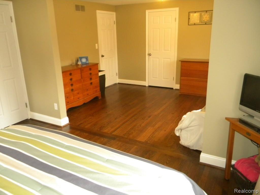 739 Lynndale Drive Rochester, MI 48309 - Photo 18 of 44 DSCN6074.jpg