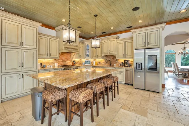 $2,595,000 | 712 Hamilton Landing Drive, St. Simons Island, GA 31522