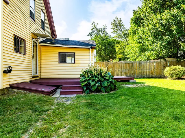 $277,000 | 33 James Street, Rockland, ME 04841