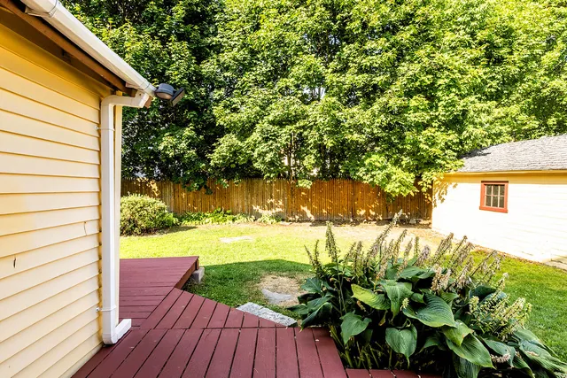 $277,000 | 33 James Street, Rockland, ME 04841