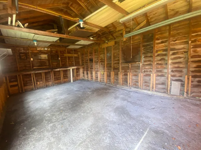 $277,000 | 33 James Street, Rockland, ME 04841