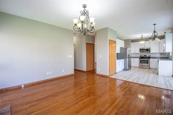 $2,500 | 395 Misty Valley Drive, St. Peters, MO 63376
