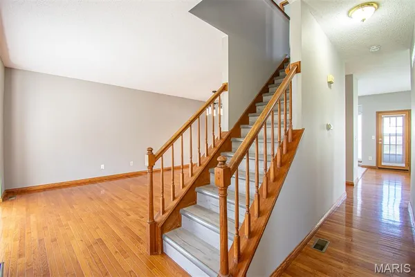 $2,500 | 395 Misty Valley Drive, St. Peters, MO 63376