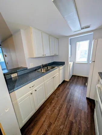 $1,500 | 849 Brandon Avenue, Pontiac, MI 48340