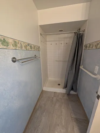 $1,500 | 849 Brandon Avenue, Pontiac, MI 48340