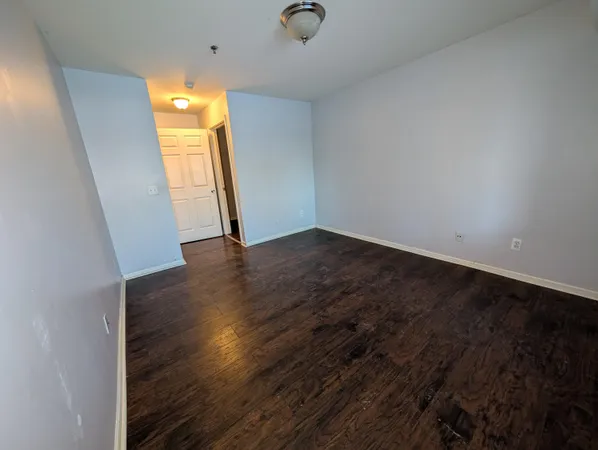 $1,500 | 849 Brandon Avenue, Pontiac, MI 48340