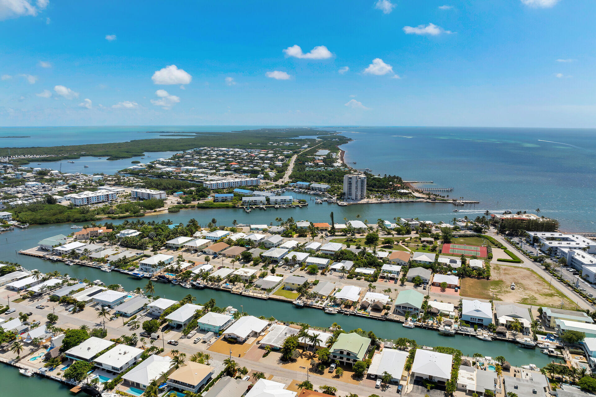 271 3rd Street Key Colony Beach, FL 33051 - Photo 30 of 36 Aerial 4