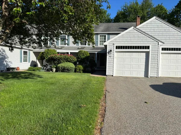$549,000 | 80 Stratford Place, Unit 80, Kennebunk, ME 04043