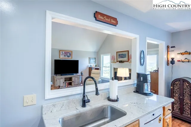 $575,000 | 347 Hickory Mountain Road, Sparta, NC 28675