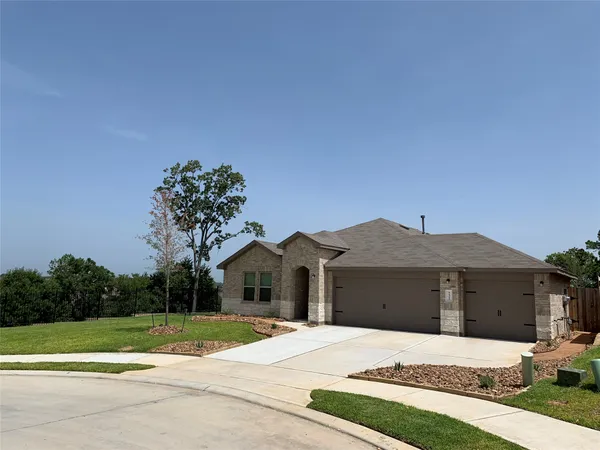 $2,350 | 12312 Trumpetfish Court, Conroe, TX 77304