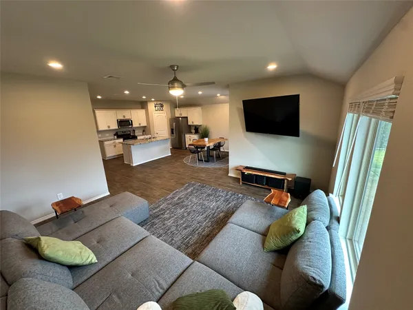 $2,350 | 12312 Trumpetfish Court, Conroe, TX 77304