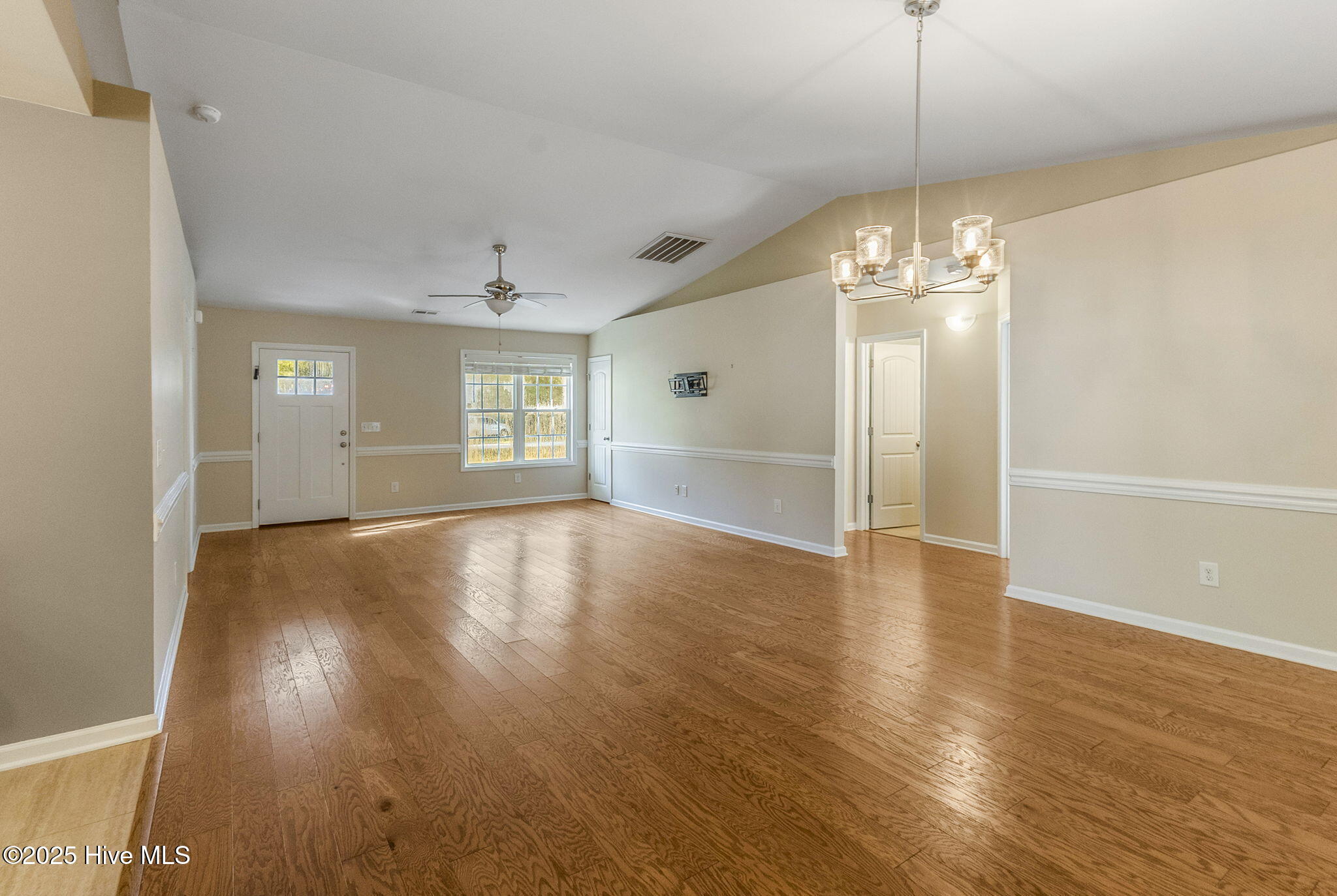 309 Masters Lane Hampstead, NC 28443 - Photo 5 of 39 15-web-or-mls-IMG_5825