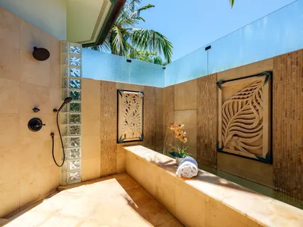 $9,500,000 | 65 Wili Okai Way, Lahaina, HI 96761