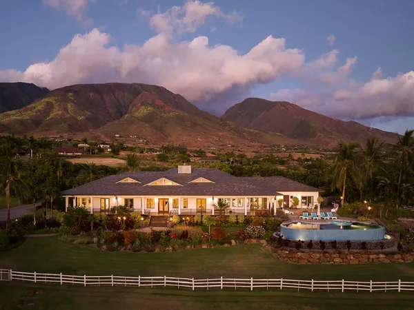 $9,500,000 | 65 Wili Okai Way, Lahaina, HI 96761
