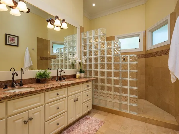 $9,500,000 | 65 Wili Okai Way, Lahaina, HI 96761