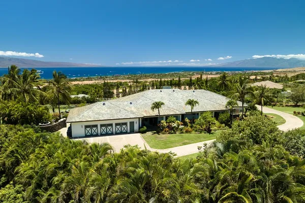 $9,500,000 | 65 Wili Okai Way, Lahaina, HI 96761