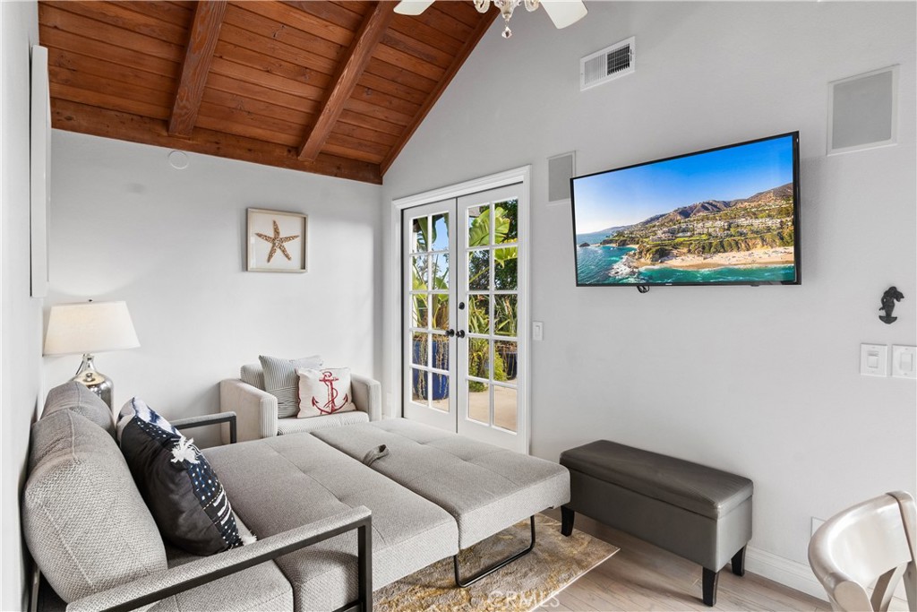 848 Cliff Drive Laguna Beach, CA 92651 - Photo 15 of 24