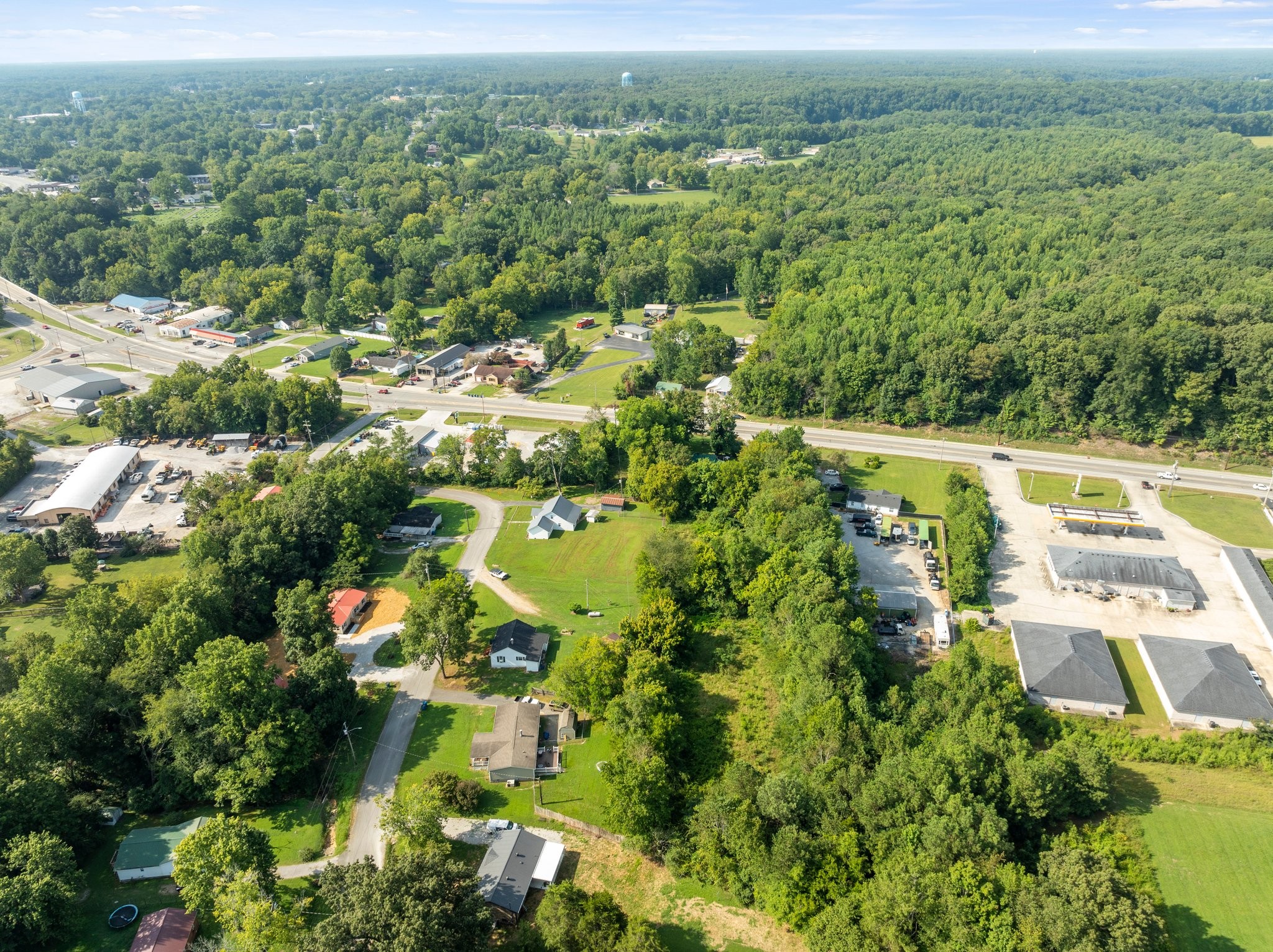 148 Glenburg Drive Manchester, TN 37355 - Photo 35 of 36 an aerial view of multiple house