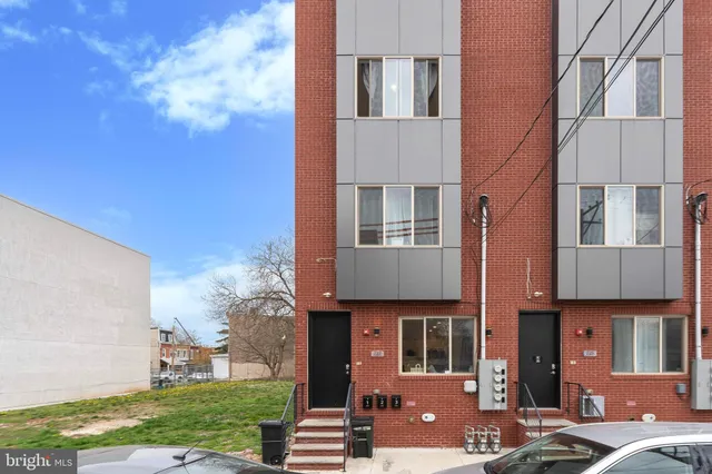 a view of a porch with furniture