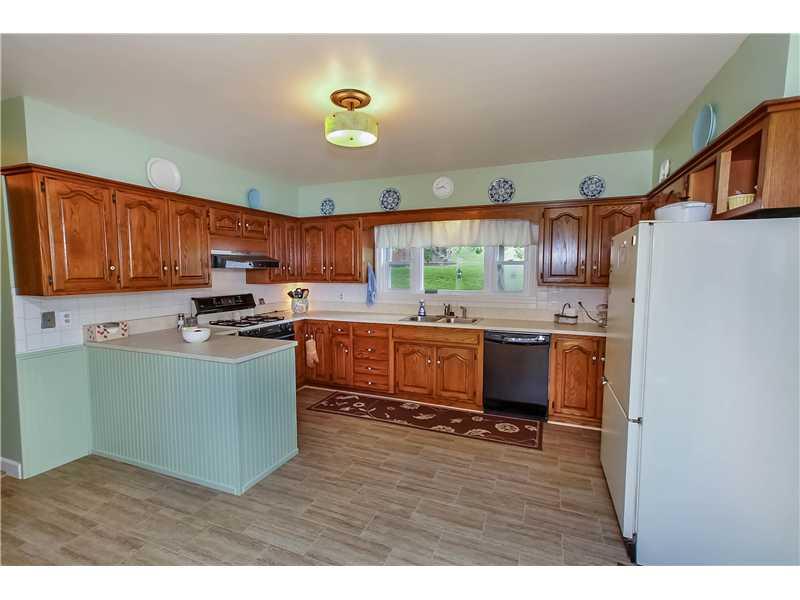 238 Old Pittsburgh Road Uniontown, PA 15401 - Photo 9 of 23 Kitchen.