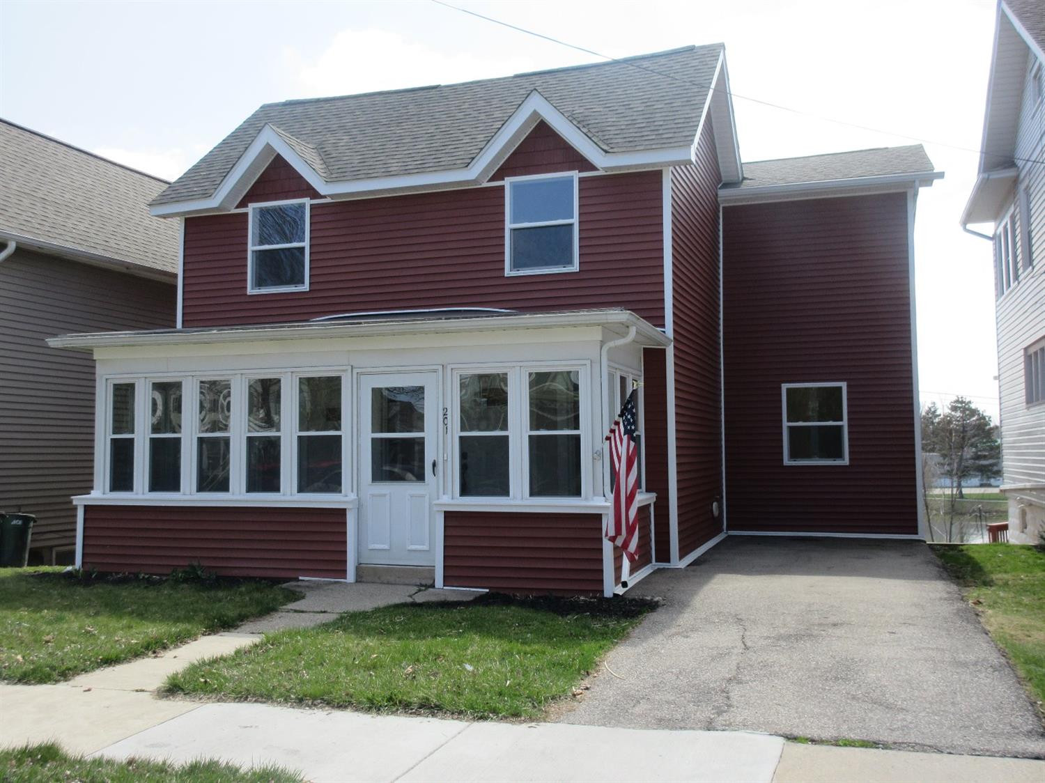 201 Riley Street Dundee, MI 48131 - Photo 2 of 38 Photo 2