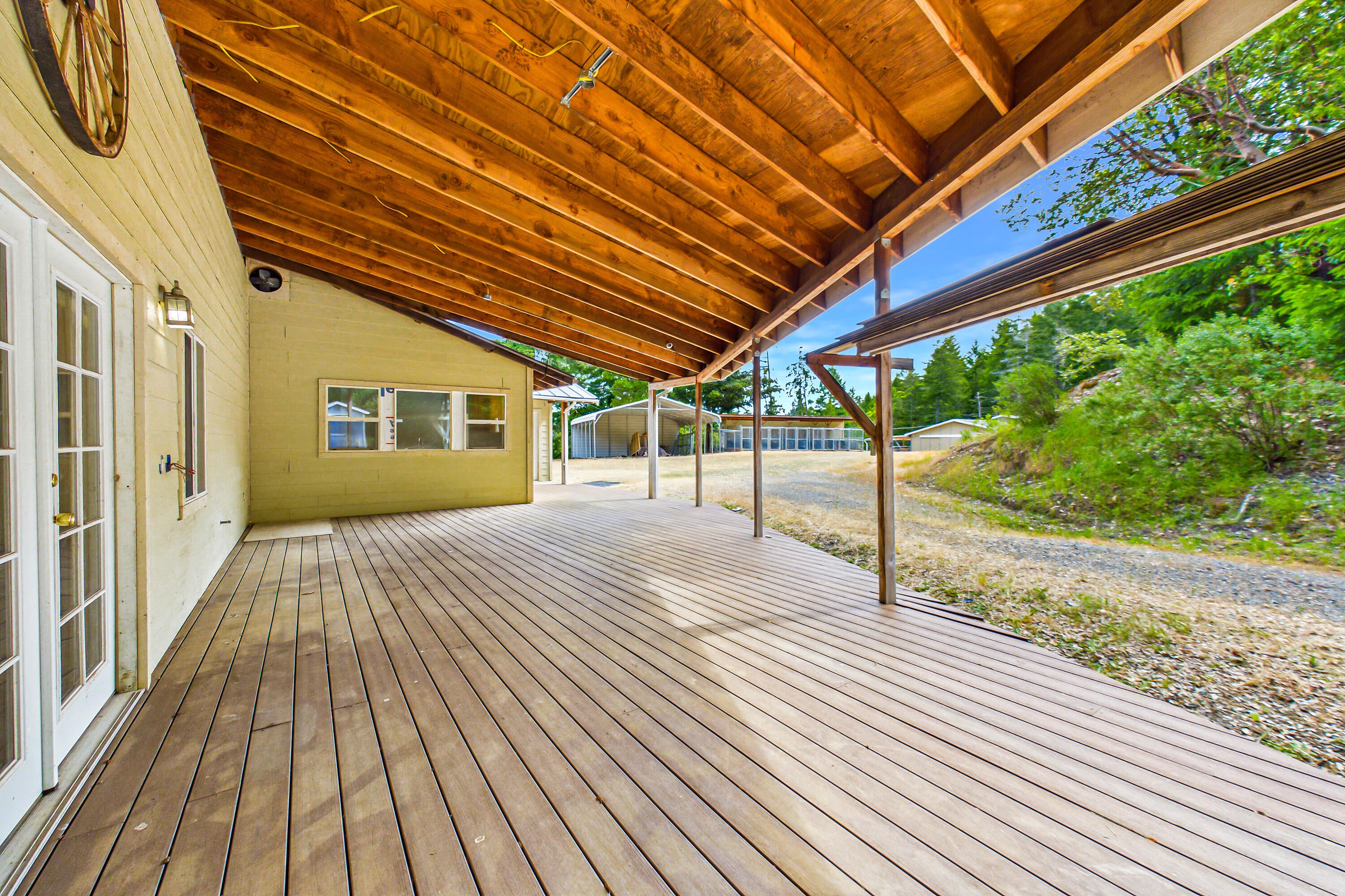 3761 Blue Rock Road Garberville, CA 95542 - Photo 13 of 85 Gallery Image 13