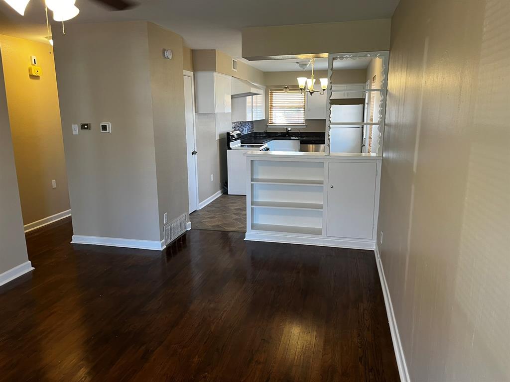 8907 Rustown Drive Dallas, TX 75228 - Photo 2 of 23