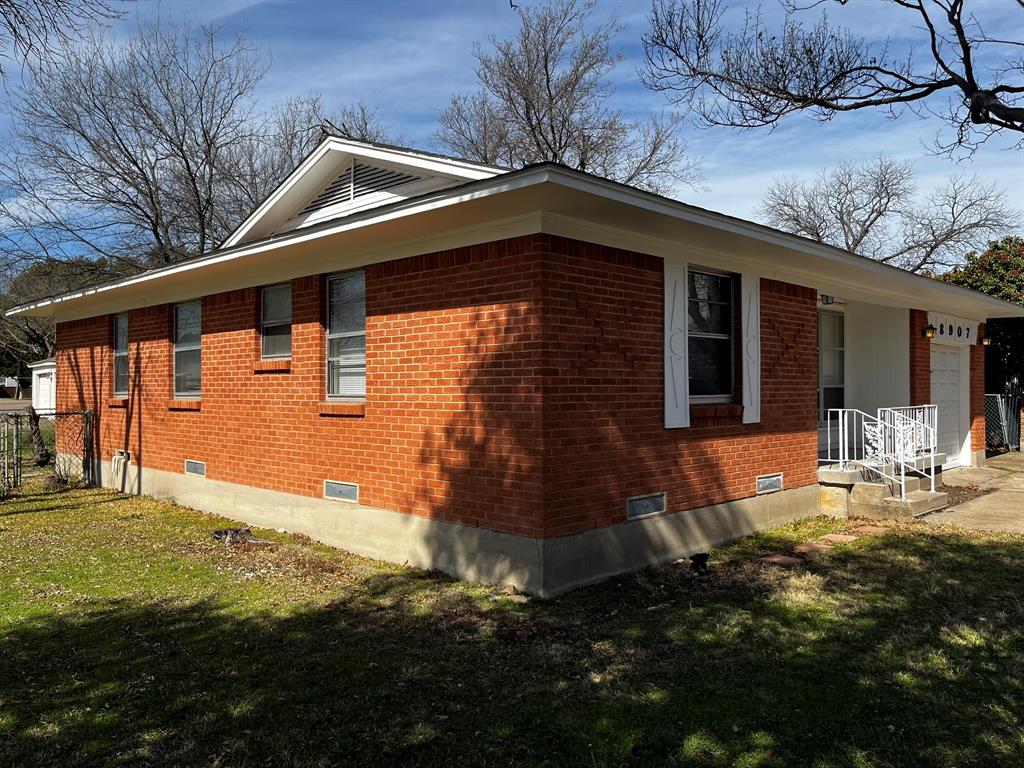 8907 Rustown Drive Dallas, TX 75228 - Photo 22 of 23