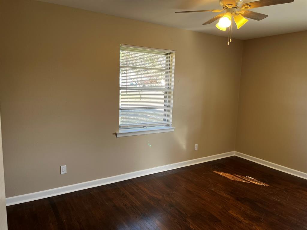 8907 Rustown Drive Dallas, TX 75228 - Photo 10 of 23