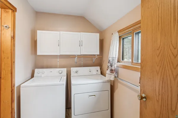 $185,000 | 332 West Pine Street, Washburn, WI 54891