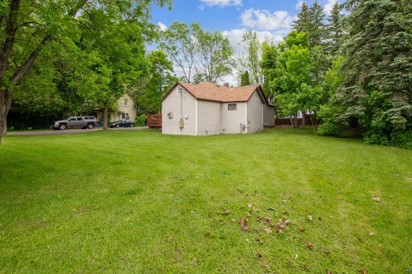 $185,000 | 332 West Pine Street, Washburn, WI 54891