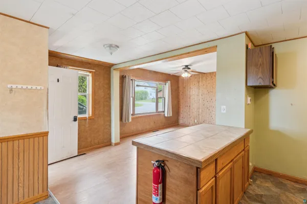 $185,000 | 332 West Pine Street, Washburn, WI 54891