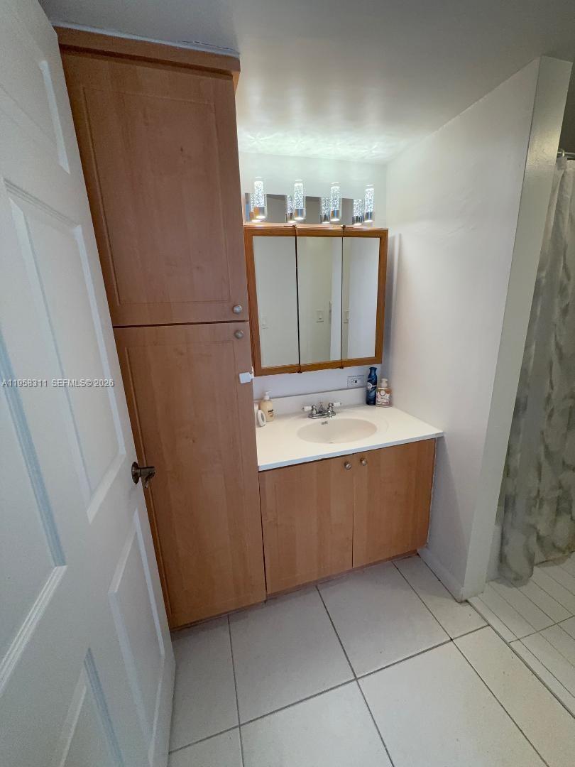 16919 North Bay Road, Unit 507 Sunny Isles Beach, FL 33160 - Photo 15 of 28 Photo 15