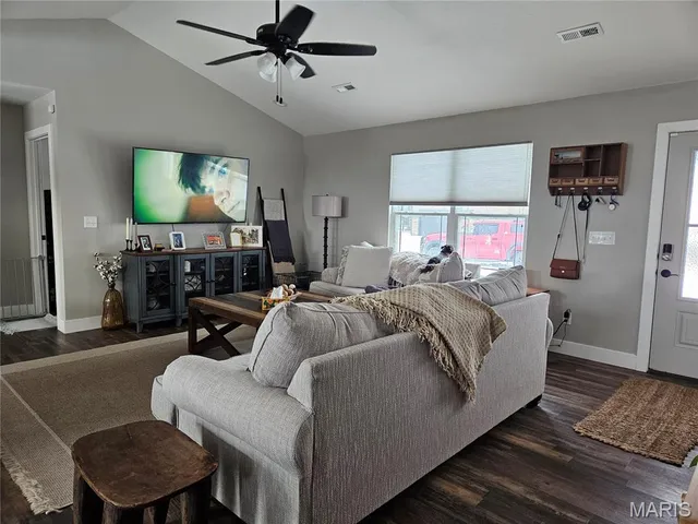 $299,000 | 160 Mesa Drive, Waynesville, MO 65583